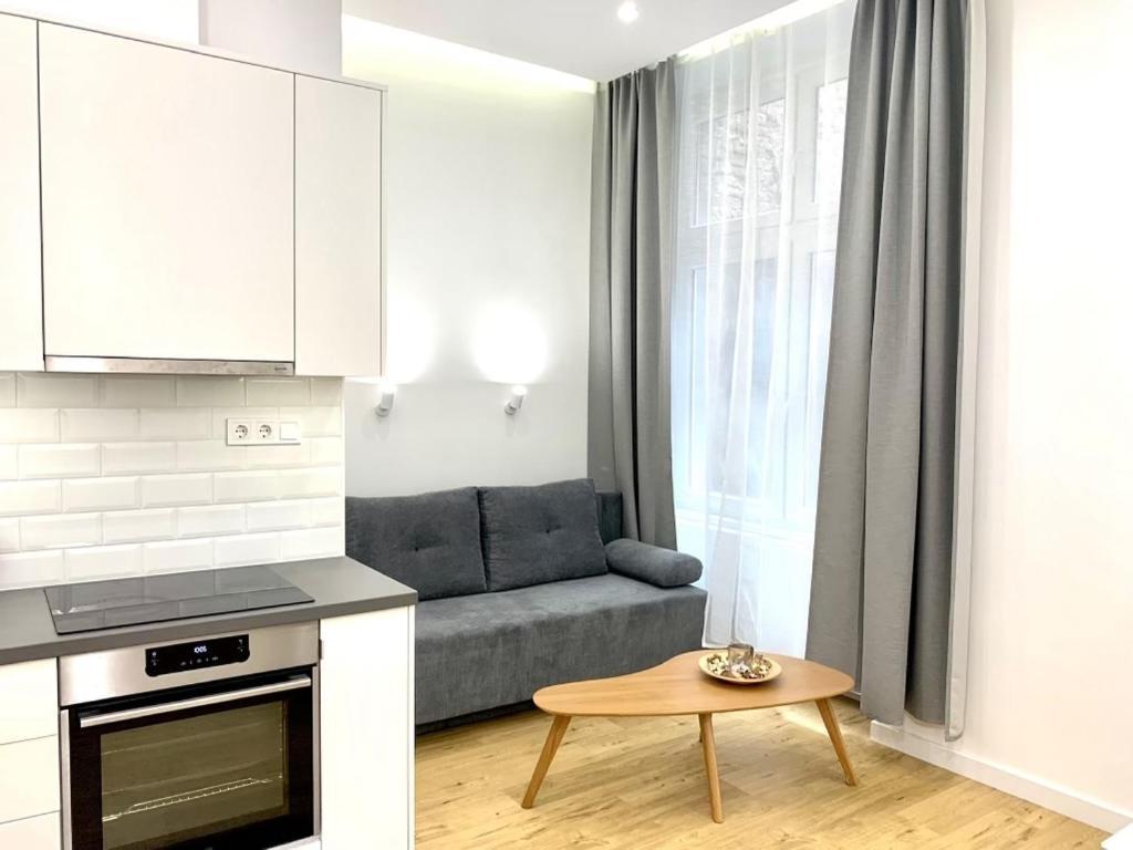 Colton Budapest Paulay Apartments Экстерьер фото