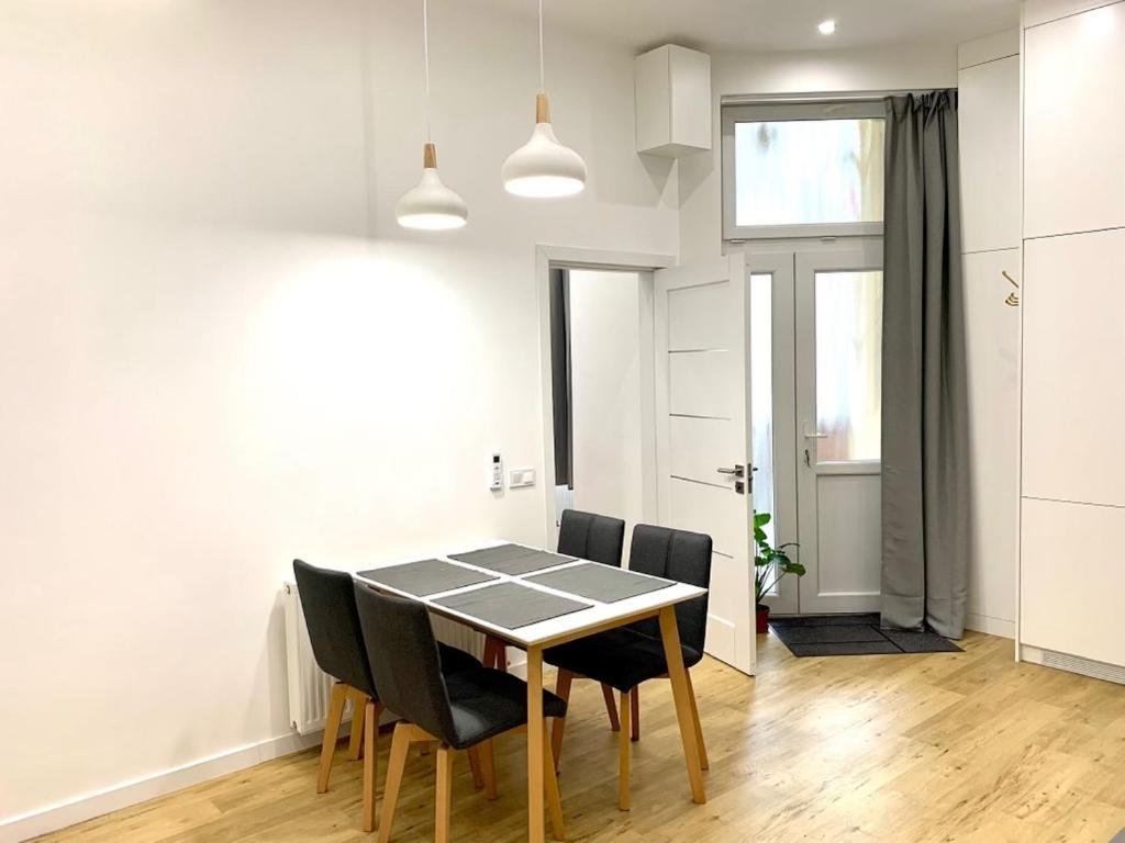 Colton Budapest Paulay Apartments Экстерьер фото