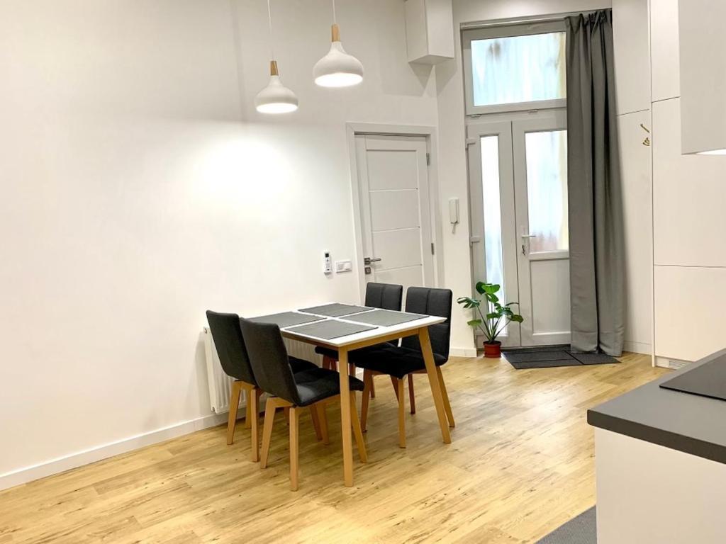 Colton Budapest Paulay Apartments Экстерьер фото